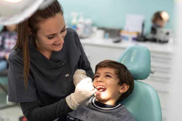 Best Weekend Emergency Dental Services in Plains, KS